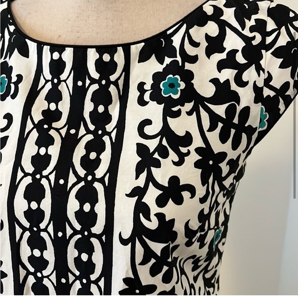 Worn once Liz Claiborne size 4 dress. - Picture 2 of 5